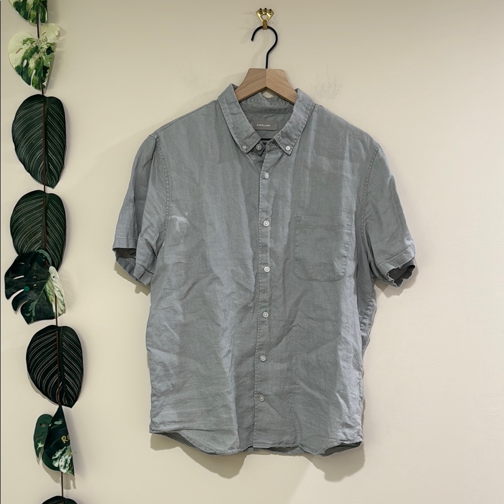 Everlane Blue Linen Short Sleeve Shirt Size Large- button down gray 100%‎ linen